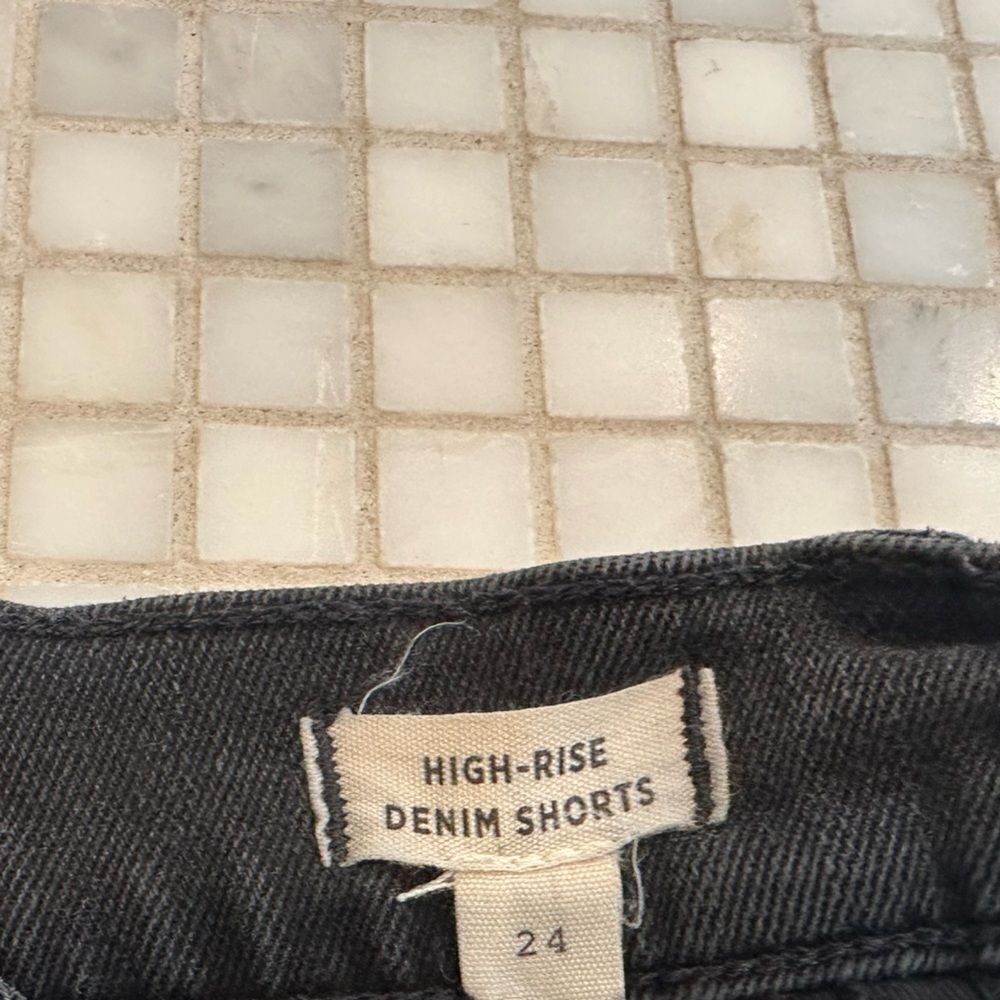 Madewell Black High Rise Denim Shorts with Frayed Hem - Picture 6 of 9